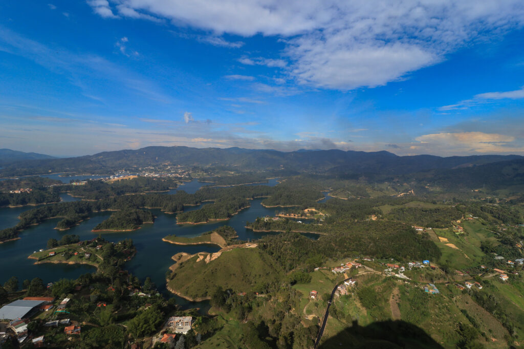 Uitzicht vanaf El Penol Guatapé